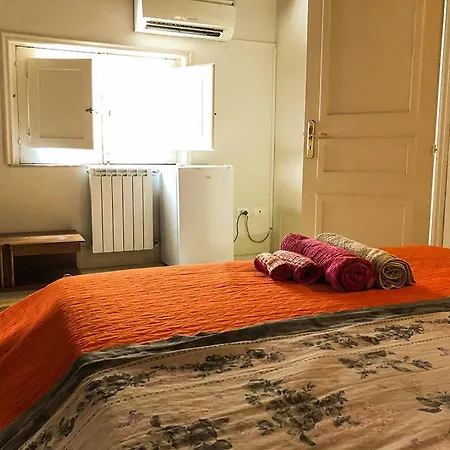 Mamma Mia Prestige בית הארחה